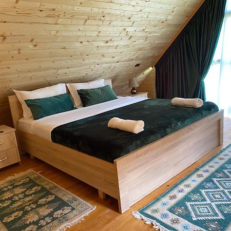 Guesthouse Demushi Valbone Buitenkant foto