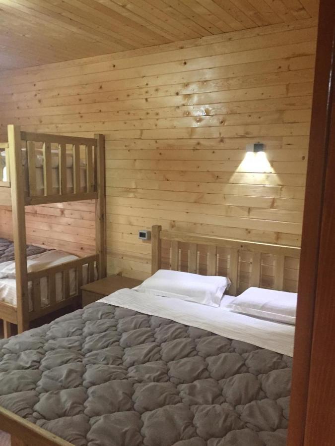 Guesthouse Demushi Valbone Buitenkant foto