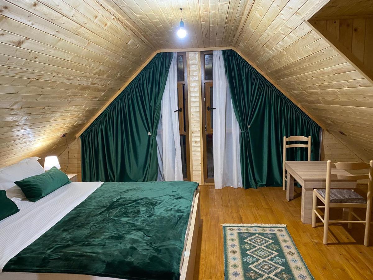 Guesthouse Demushi Valbone Buitenkant foto