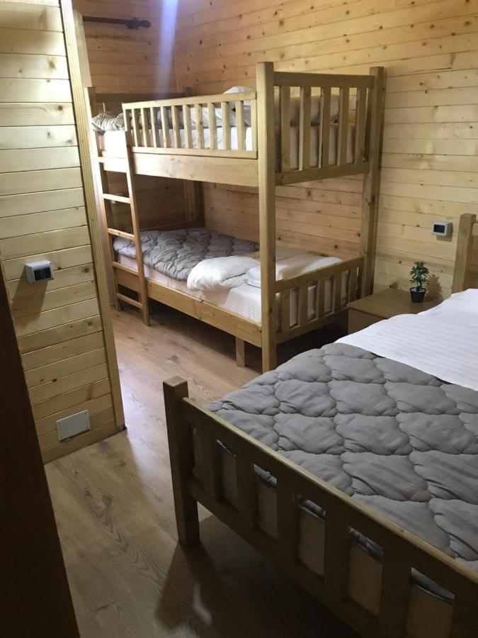 Guesthouse Demushi Valbone Buitenkant foto